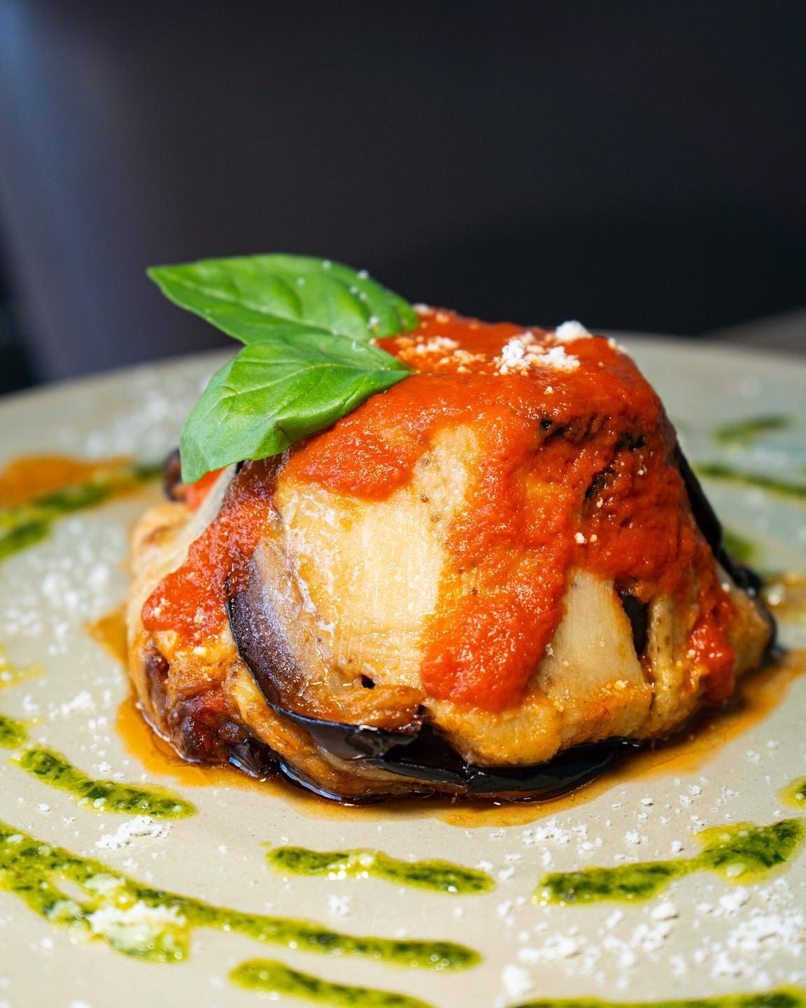 Piatto di melanzana del ristorante Donna Anna Roma